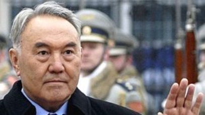 Қолмен салынған эротиканың ықшам дискісін сатып алыңыз Қолмен салынған эротиканың ықшам дискісін сатып алыңыз