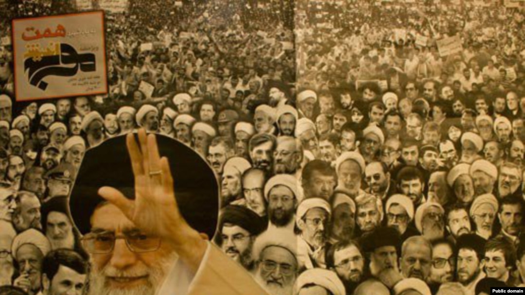 نشریه «موج اندیشه همت» به فاصله کمتر از یک هفته از تعطیلی نشریه «همت» با تیتر «امت امام خامنه ای» بر روی کیوسک های مطبوعات ظاهر شد ولی هیئت نظارت بر مطبوعات آن را توقیف کرد. 