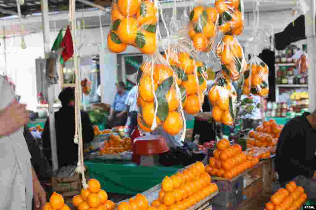 Дар орзуи арзонӣ #92