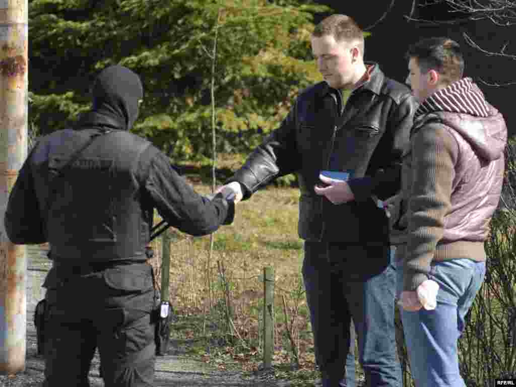 Policija je u Beogradu još jednom pretresla kuću haškog optuženika Ratka Mladića, ali najtraženiji bjegunac ni ovoga puta nije pronađen, 23.02.2010. Foto: Vesna Anđić 