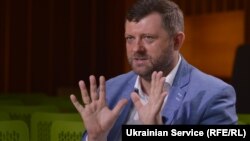 За оцінкою Олександра Корнієнка, Тищенко «емоційно відреагував» на виступ Лероса, але «він же його не бив».