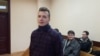 Raman Pratasevič na saslušanju na sudu u Minsku 2017. godine 