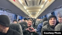 მარია კოლესნიკავა და ბელარუსში გათავისუფლებული სხვა პოლიტპატიმრები, 2025 წლის 13 დეკემბერი 