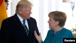 Дональд Трамп привітав Анґелу Меркель і Білому домі, 17 березня 2017 року