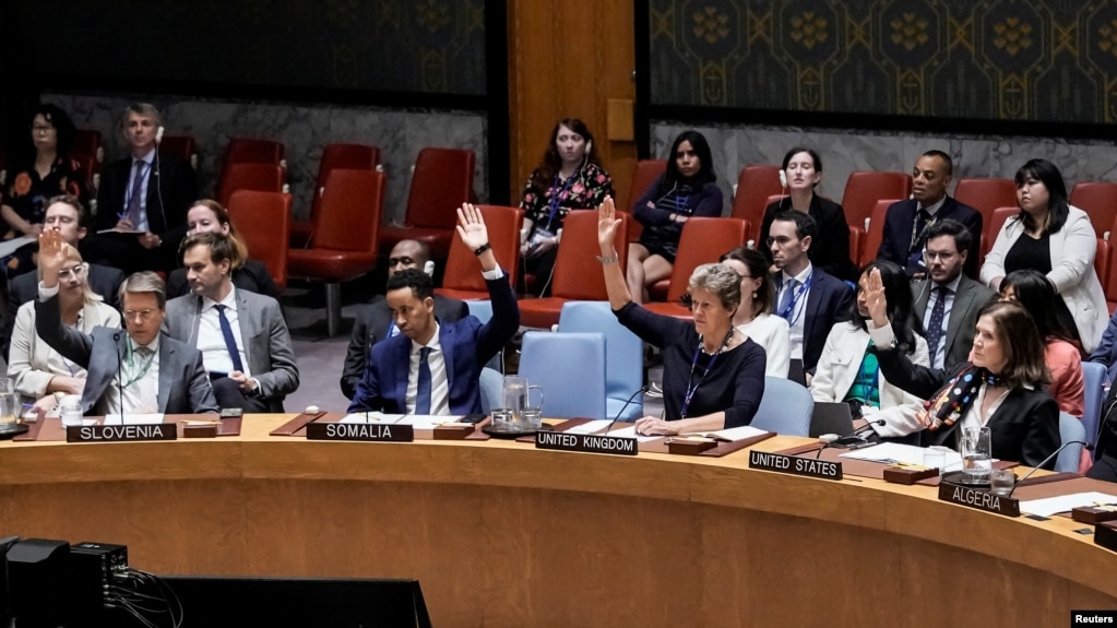 آمریکا و بریتانیا از جمله ۹ کشوری بودند که به قطعنامه پیشنهادی روسیه و چین رأی منفی دادند