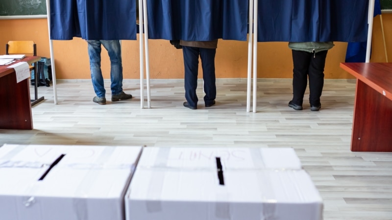AUR susține că nu sunt suficiente buletine de vot în diaspora. MAE: 3,6 milioane de buletine au fost deja transmise în străinătate