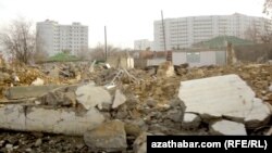 После сноса жилых домов в Ашхабаде (архивное фото)