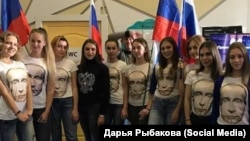Російська провладна агітація серед студенток в окупованому Сімферополі, фото ілюстративне