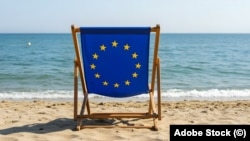 Luna august este de departe cea mai „leneșă” în instituțiile UE.