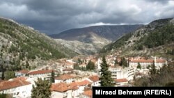 Podrhtavanje tla devet kilometara jugoistočno od Stoca