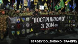 Посвідчення учасника бойових дій вручили бійцям добровольчого батальйону «Айдар», які брали участь в Антитерористичній операції на сході України у 2014 році