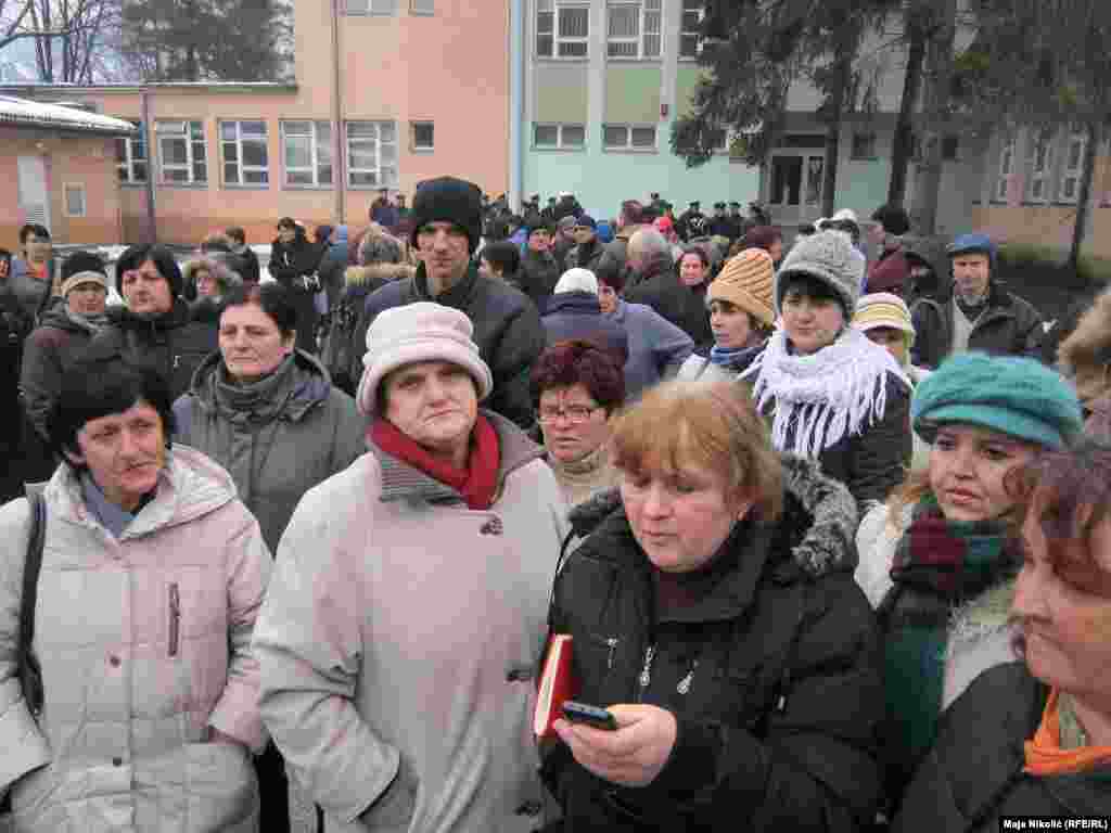 Protest radnika Aide u toku dana u Tuzli