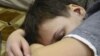 Красноярск: мать заставила мальчика на коленях просить прощения у сына