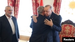 رجب طیب اردغان رئیس جمهور ترکیه در دیدار با اسماعیل هنیه رهبر گروه حماس 