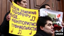 Закон про квоти на українські пісні та мову на радіо набув чинності два роки тому