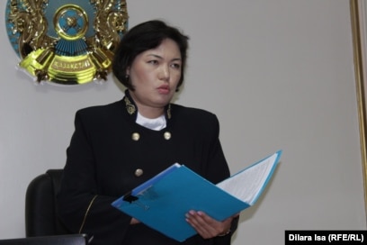 Анамен үлкен сиськи секс