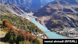 پل مشترک میان افغانستان و تاجیکستان در ولایت بدخشان