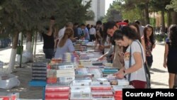 Bakıda kitab yarmarkası