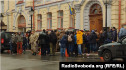 Підтримати Колмогорова прийшли десятки людей