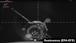 Video okvir koji je stavila na raspolaganje Ruska državna svemirska korporacija ROSKOSMOS prikazuje spajanje svemirskog broda Sojuz MS-14, koji nosi ruski antropomorfni robot Fedor (Skybot F-850), s Međunarodnom svemirskom stanicom (ISS), 27. august 2019.