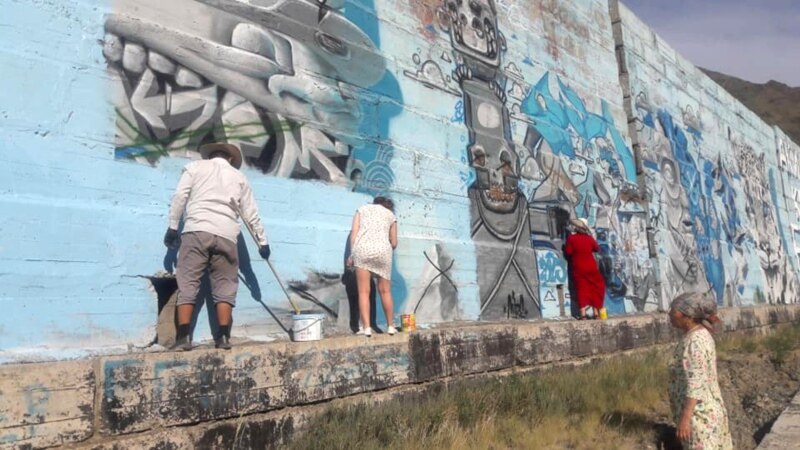 Милиция Боом капчыгайындагы граффитинин өчүрүлүшүн иликтей баштады
