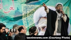 Демонстрация в Иране в связи с казнью проповедника ан-Нимра (Тегеран, 3 января 2016 года)