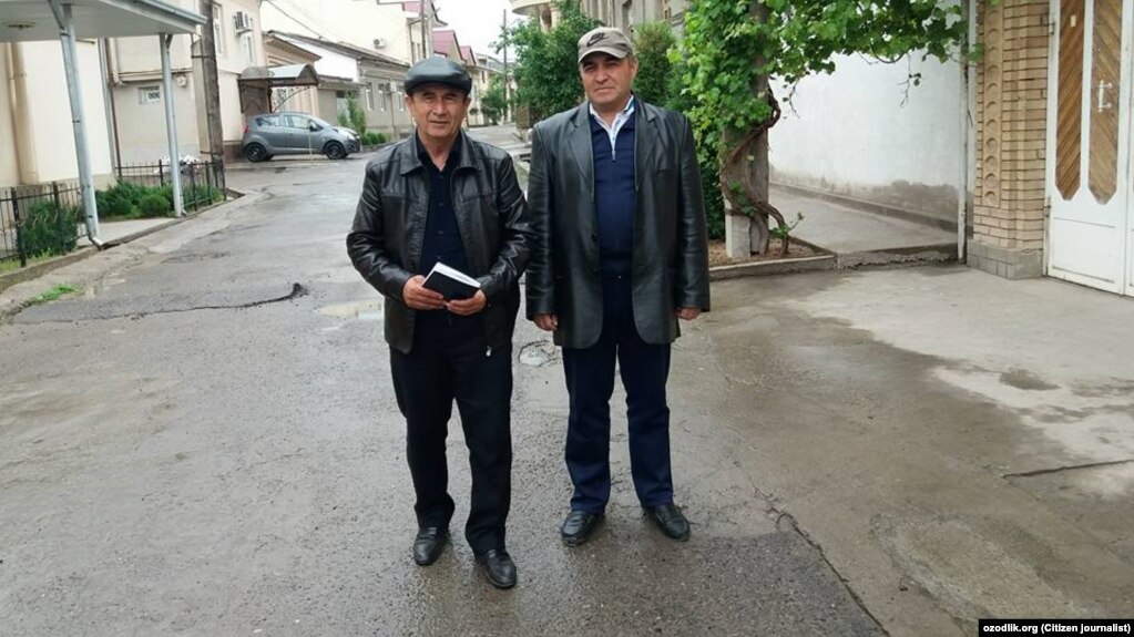 Fakhriddin Tillayev (right) after his release with fellow activist Azam Turgunov