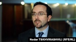 ჯონ ბასი