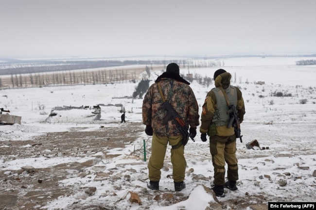 Бойцы самопровозглашённой ДНР возле Саур-Могилы, декабрь 2014 г.
