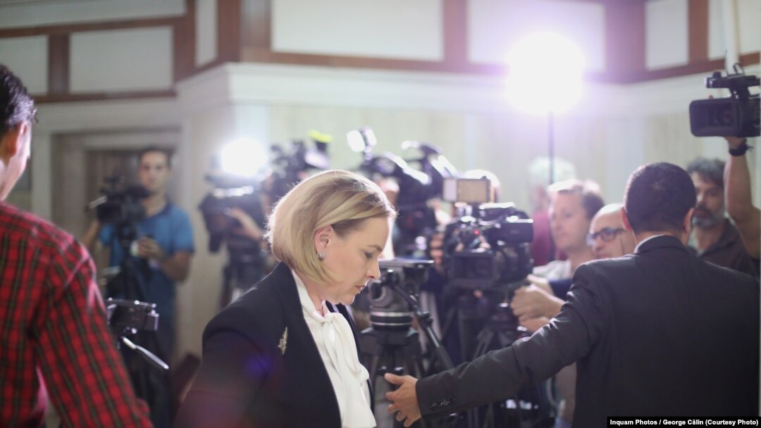 Carmen Dan a fost susținută de Liviu Dragnea în toate funcțiile publice ocupate.