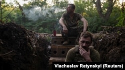 Артилеристи окремої механізованої бригади «Холодний Яр» на Донеччині, липень 2025 року