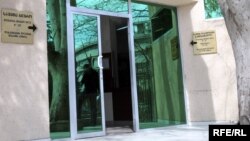 Согласно новым поправкам в Бюджетный кодекс, которые подготовил Минфин, субъектам публичного права будет разрешено хранить средства и на счетах коммерческих банков