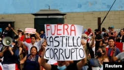  Демонстрация в Перу в поддержку импичмента президента Кастильо