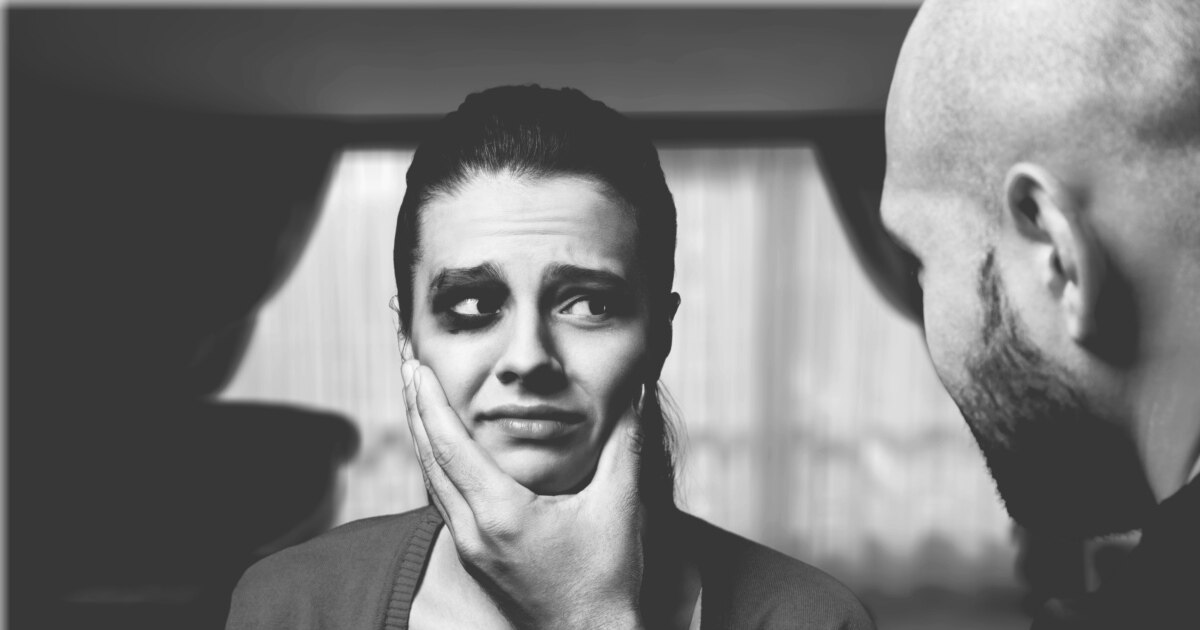 Cunnilingus porno onlayn tomosha qiling Porno mushuk pastdan suratga olingan