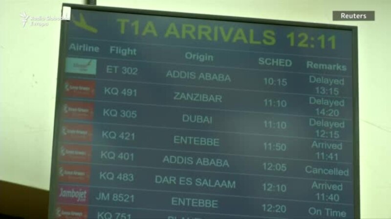 Porodice putnika Etiopijan erlajnsa na aerodromu Najrobiju
