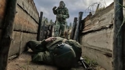 Российские военнослужащие, участаующие во вторжении в Украину. Иллюстративное фото (скрин видеосюжета российской телекомпании ТВЦ)