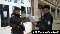 Виборчі дільниці поблизу зони бойових дій охоронятимуть понад 260 поліцейських