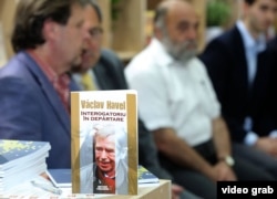 Un volum de Vaclav Havel lansat la Pavilionul ceh