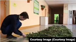 В Чунском техникуме студенты плетут маскировочные сети
