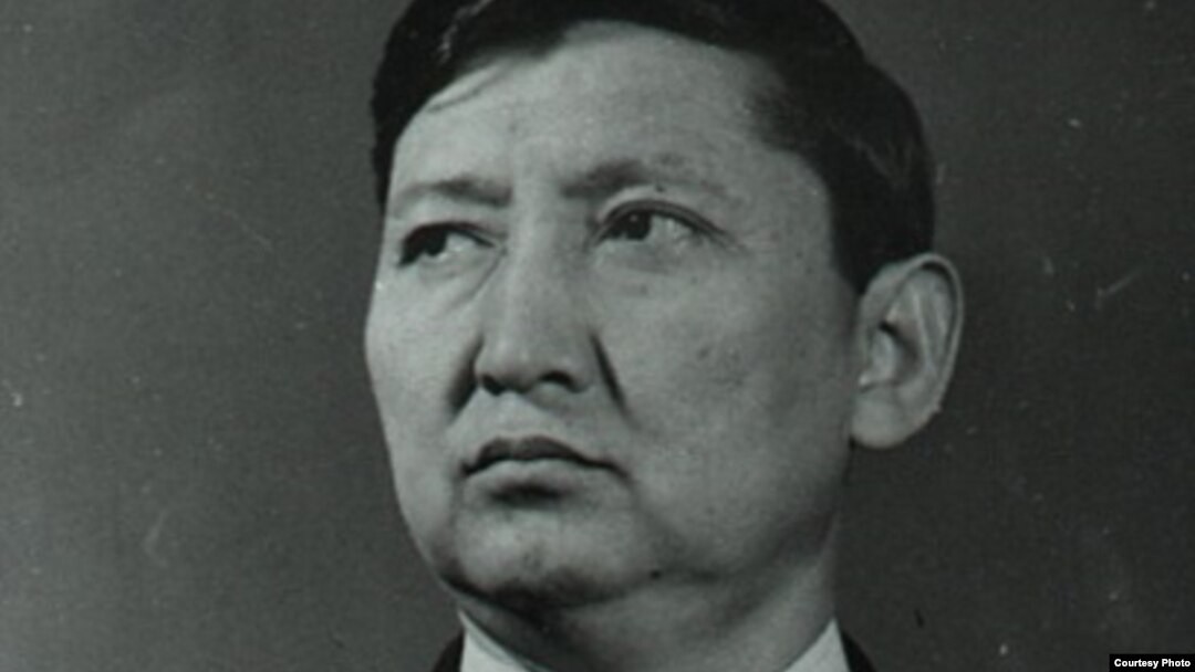 Исхак Раззаков.