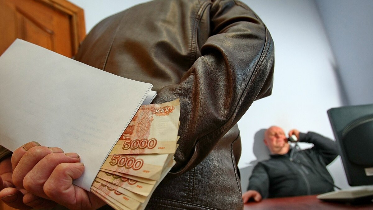 In Omsk, the former head of the Federal Tax Service received six years in a bribery case