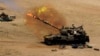 تانک اسرائیلی به سوی نوار غزه شلیک می کند