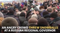 Crowd Confronts Russian Governor After Children Fall Ill