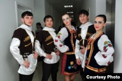 Ансамбль, в котором танцевал Халимов в Казахстане