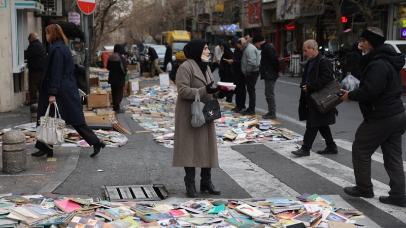 Iranians Living Under Virtual Lockdown After Deadly Protests