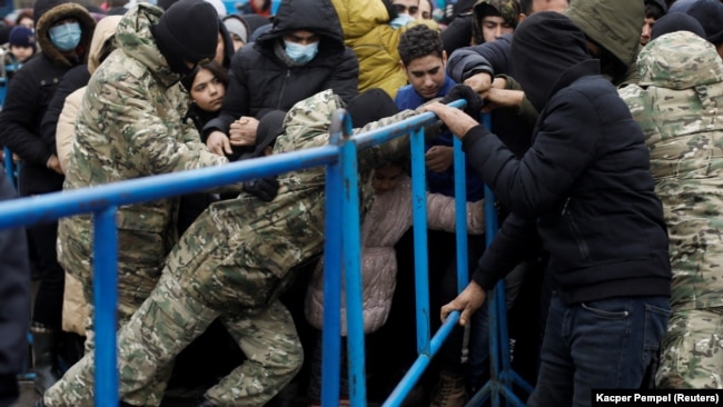 Kriza me migrantë në kufirin Bjellorusi - Poloni
