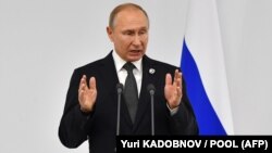 «Незважаючи на зусилля російської влади щодо посилення повного контролю над інформаційним середовищем, конфлікт стає все більш відчутним для багатьох росіян»