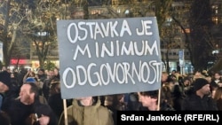 Jedna od poruka sa protesta 5. januara