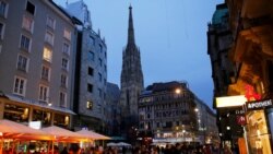 U Austriji je trenutno na snazi policijski sat koji vrijedi od 20 sati do 6 sati ujutro.