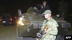По информации организаторов митинга, в Назрань прибывают «колонны грузовиков с войсками»